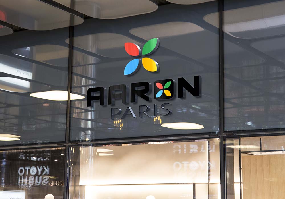 Aaron Paris